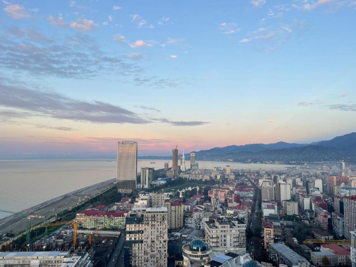 Black Sea Batumi Hotel Orbi City Eksteriør billede